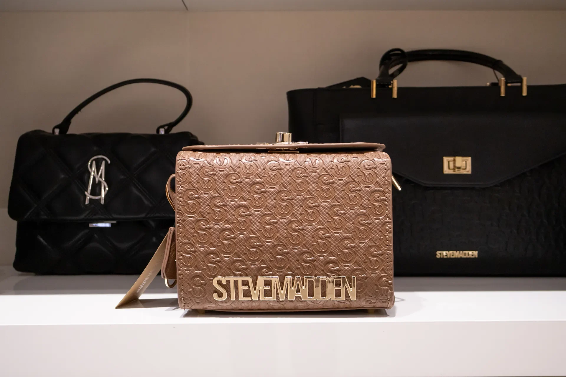 eveniment enzo bertini 6 eveniment enzo bertini 6