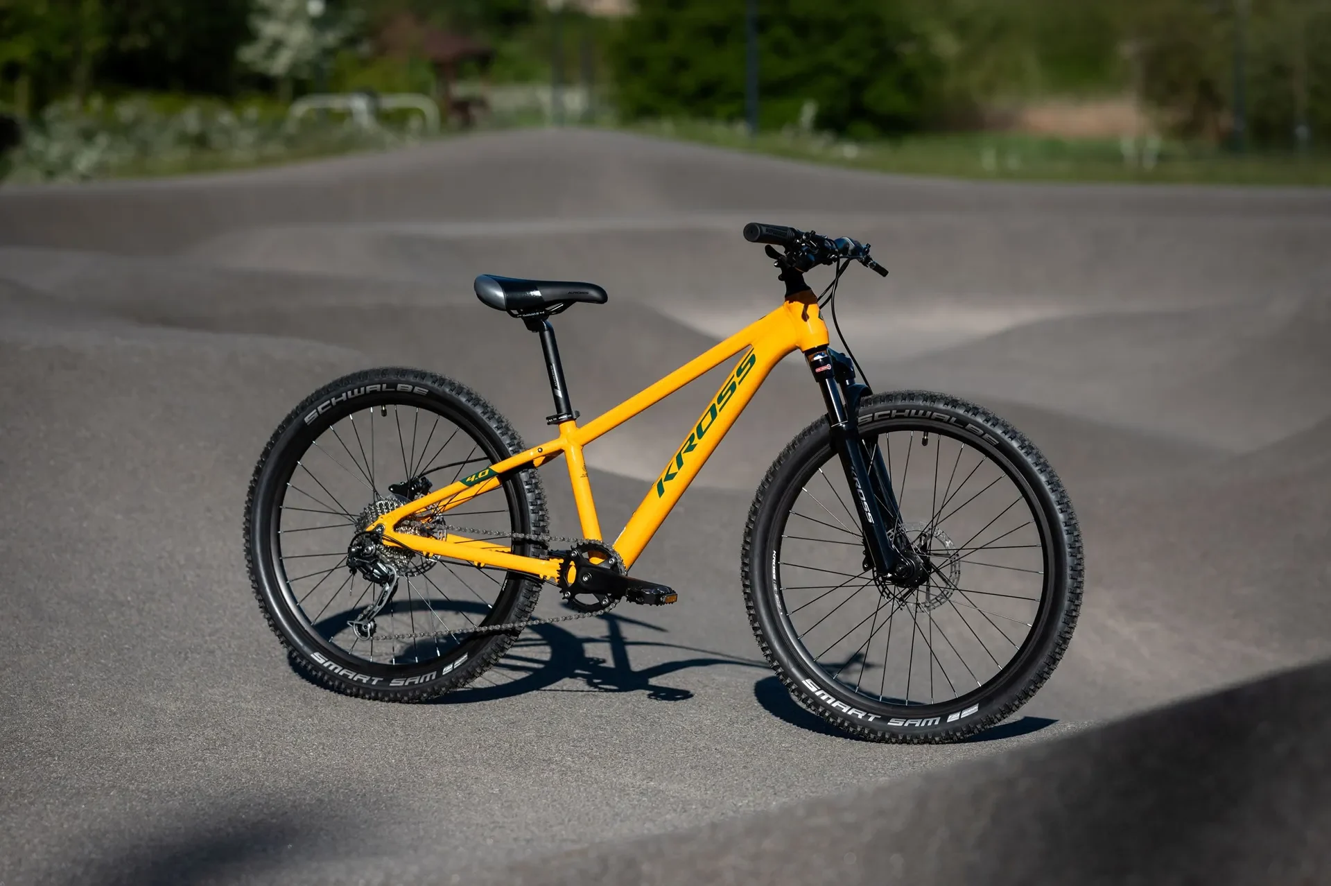 zmeubicle kross bicicleta mtb junior level jr 4.0