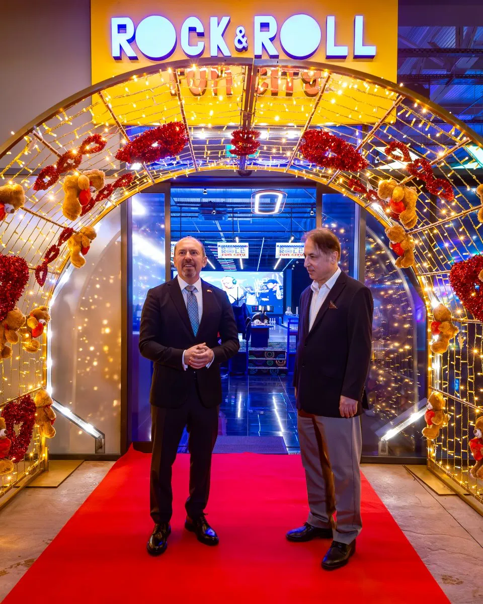 ambasadorul turciei in romania ounerul rockn roll fun city cosmopolis