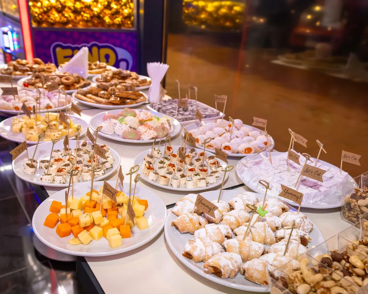 atmosfera rockn roll fun city cosmopolis 13