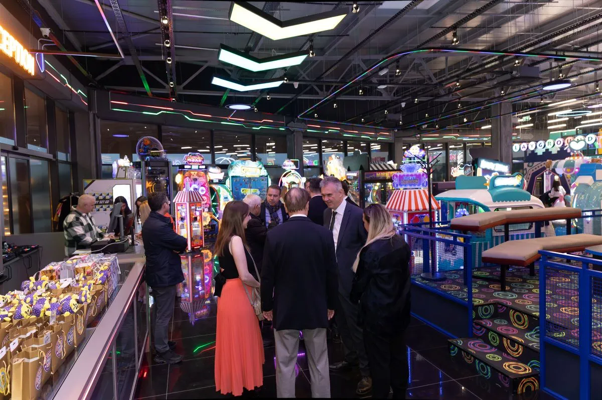 atmosfera rockn roll fun city cosmopolis 16