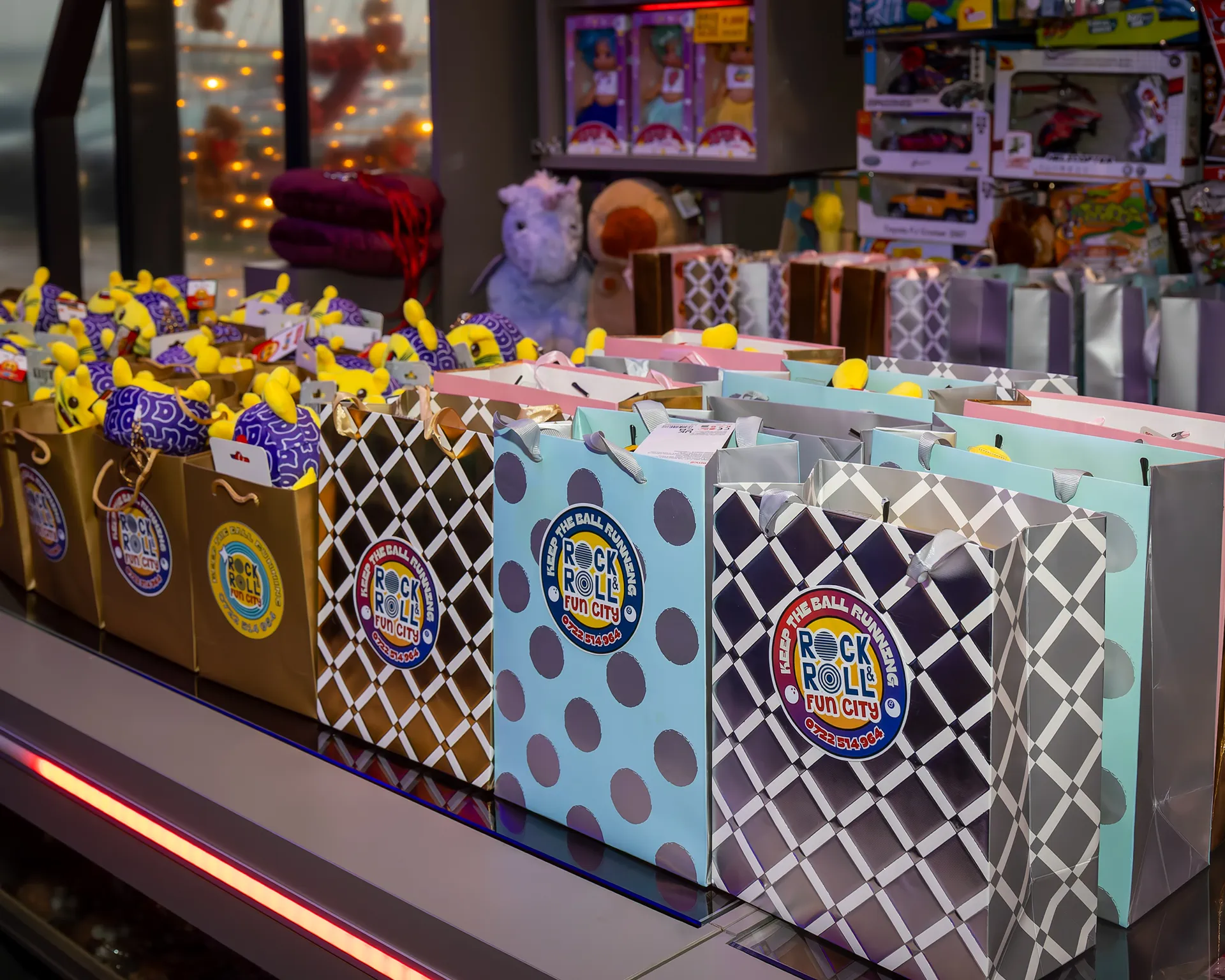 atmosfera rockn roll fun city cosmopolis 18