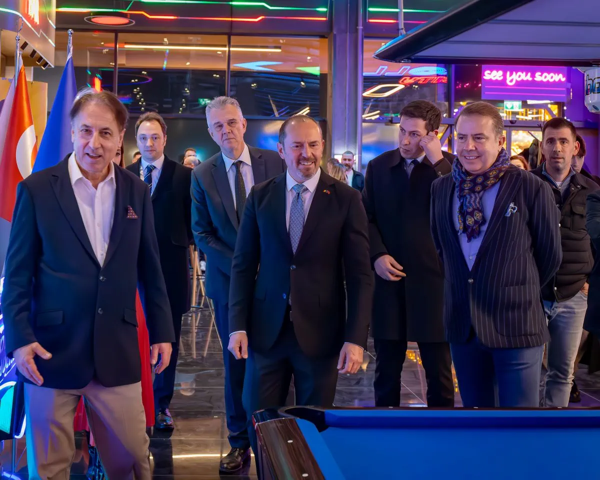 atmosfera rockn roll fun city cosmopolis 2