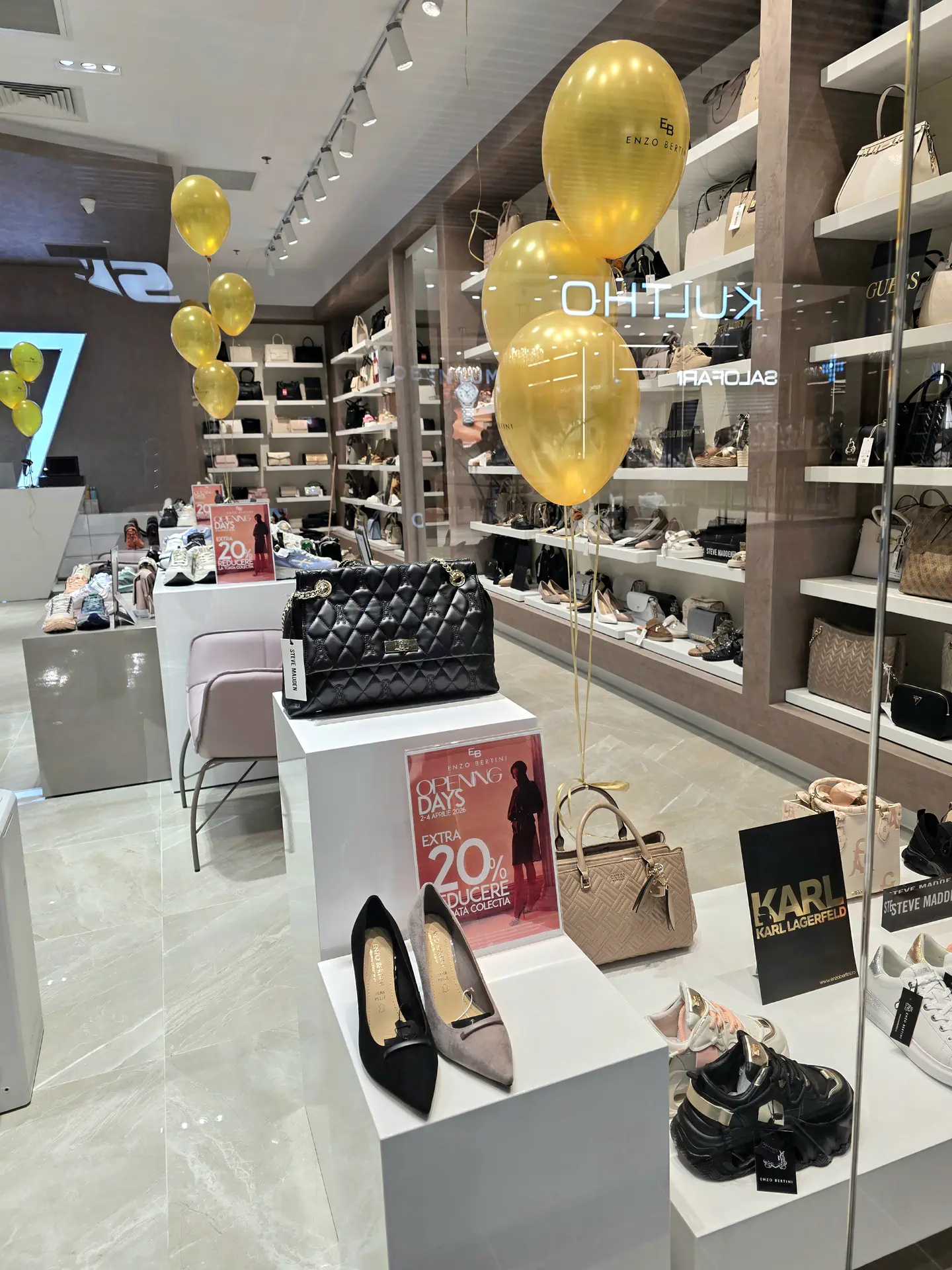 magazinul enzo bertini arena mall bacau 1