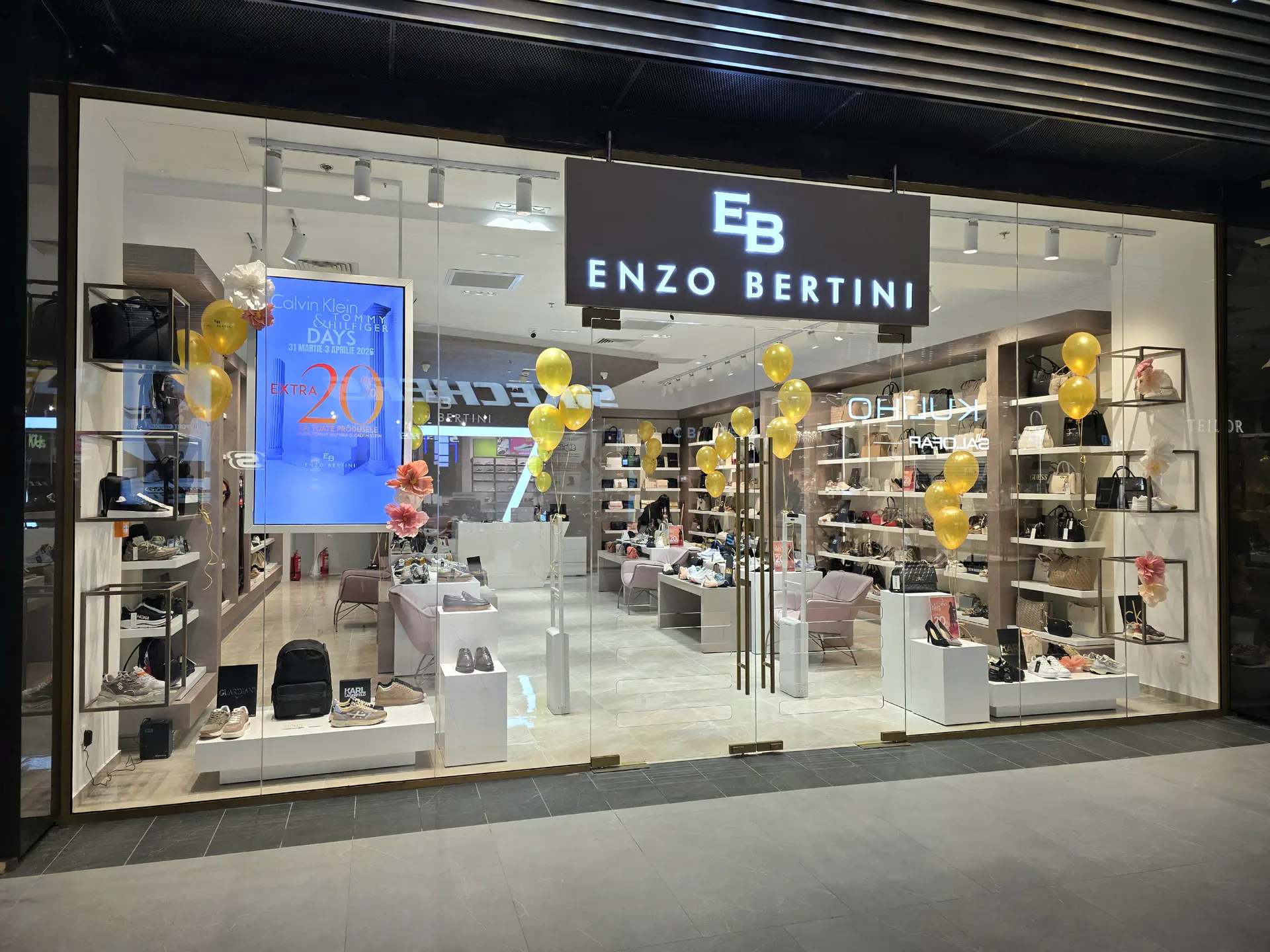 Enzo Bertini Arena Mall Bacau
